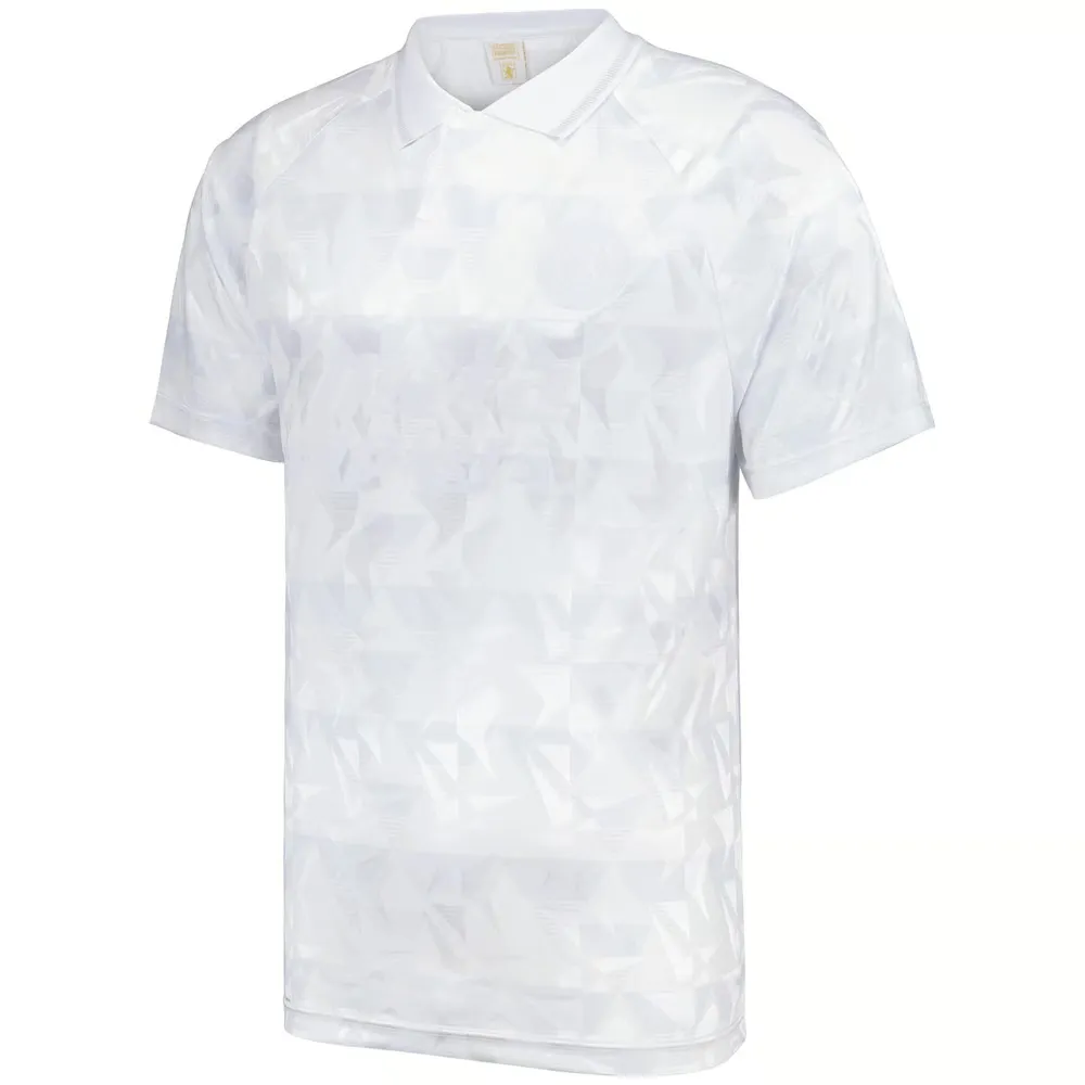 1799120_8DEA32C3-55EC-983E-84D6-F0FB06CF0B7C