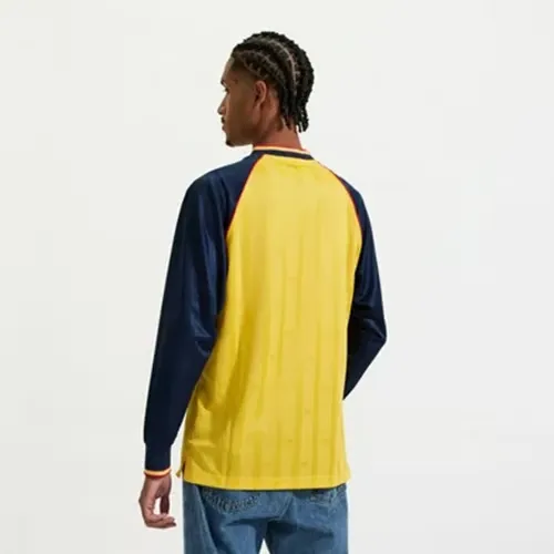 1799283_18CBE01F-3CBE-28F9-EE48-8E8213A11E2C