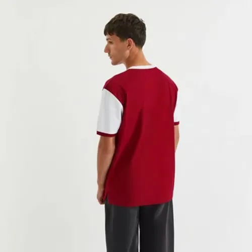 1799289_09A9077E-D18D-E158-9D67-ABFE9EEF180F