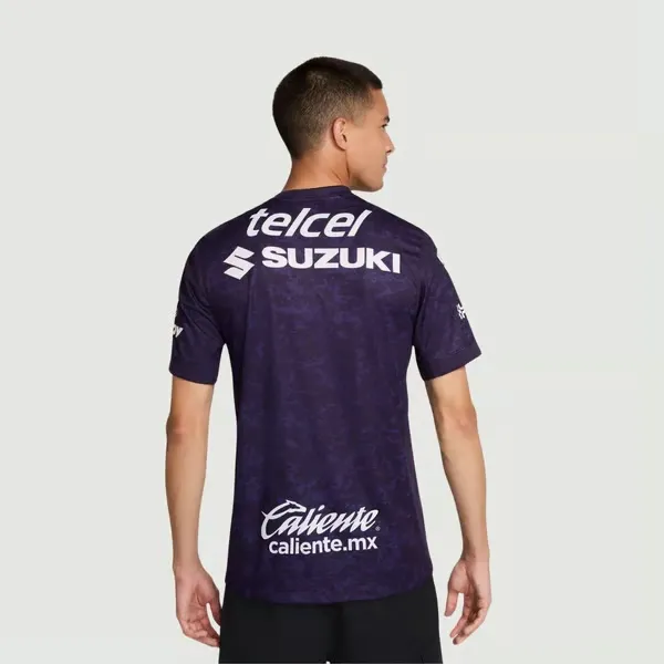 1800967_8B79265D-6304-B866-683E-F1BDDABF9220