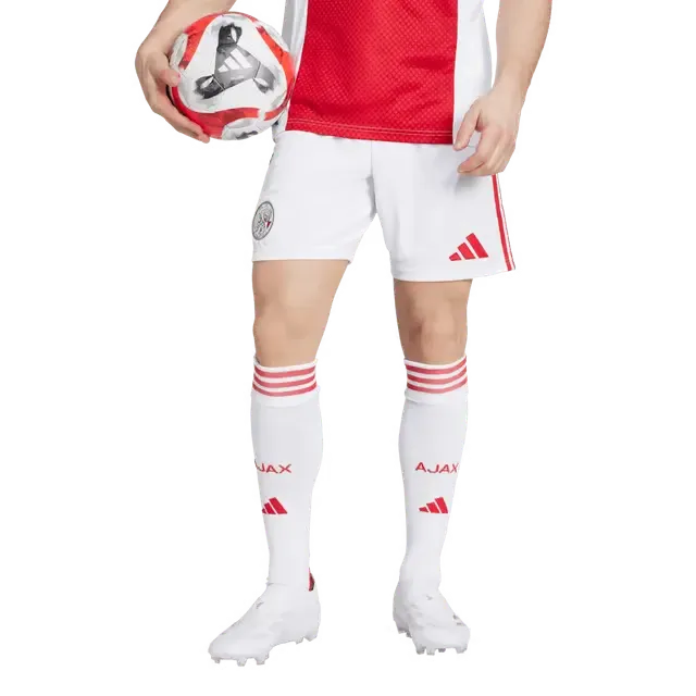 1803625_052B459E-74AB-1D6F-F2C2-DF4F13985FD3