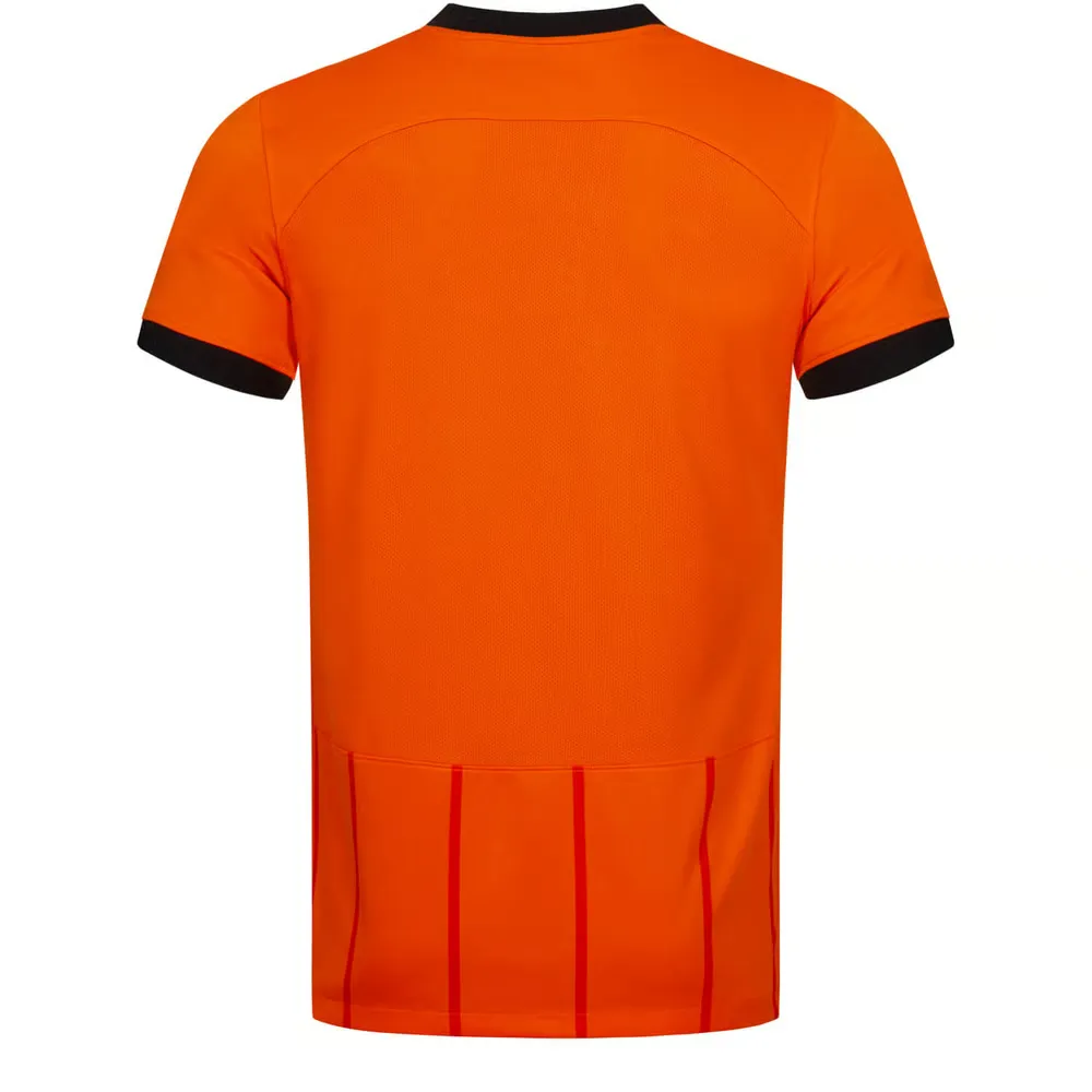 1806570_60751E32-59DA-E5E6-EF76-B57FEA240EB2