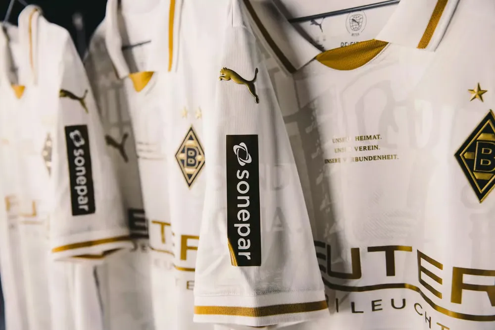 1806619_7252123B-1C72-09F4-FB31-5F9F72C158BA