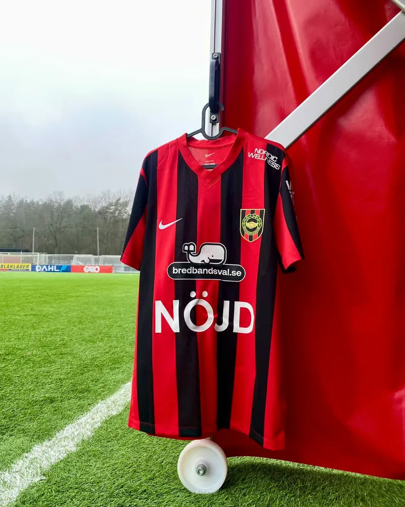 Camiseta local para mujeres IF Brommapojkarna 2025