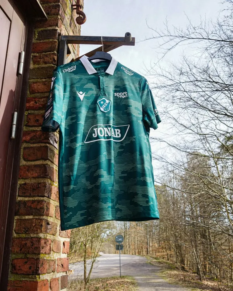 Camiseta tercera para hombres Halmstads BK 2025