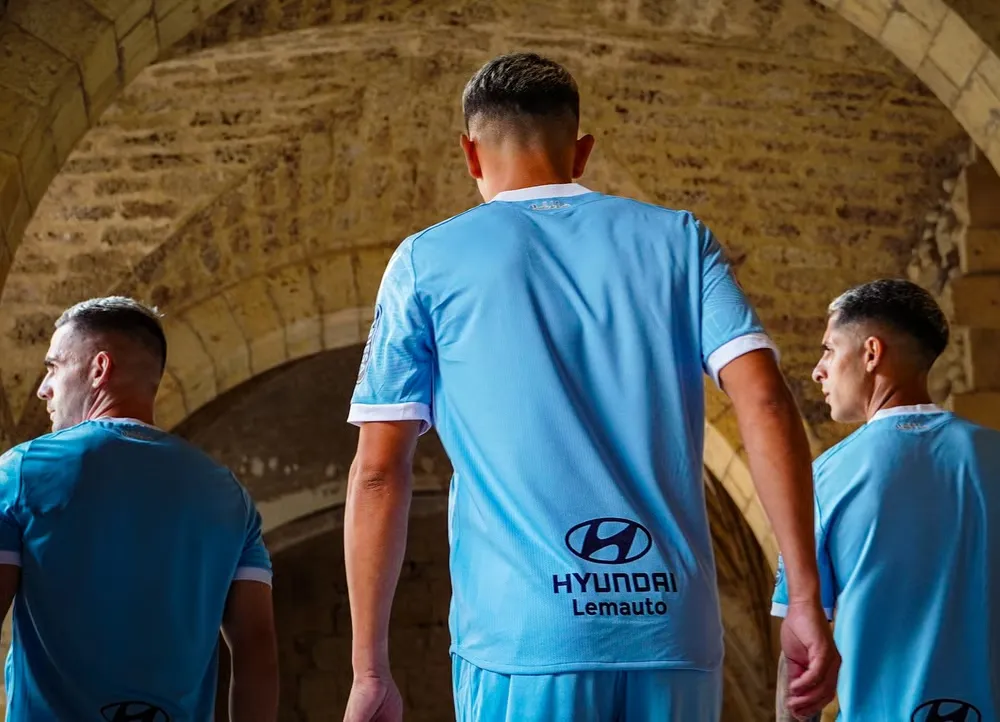 Camiseta cuarta 2025/26 para niño del Cultural Leonesa - Imagen 2